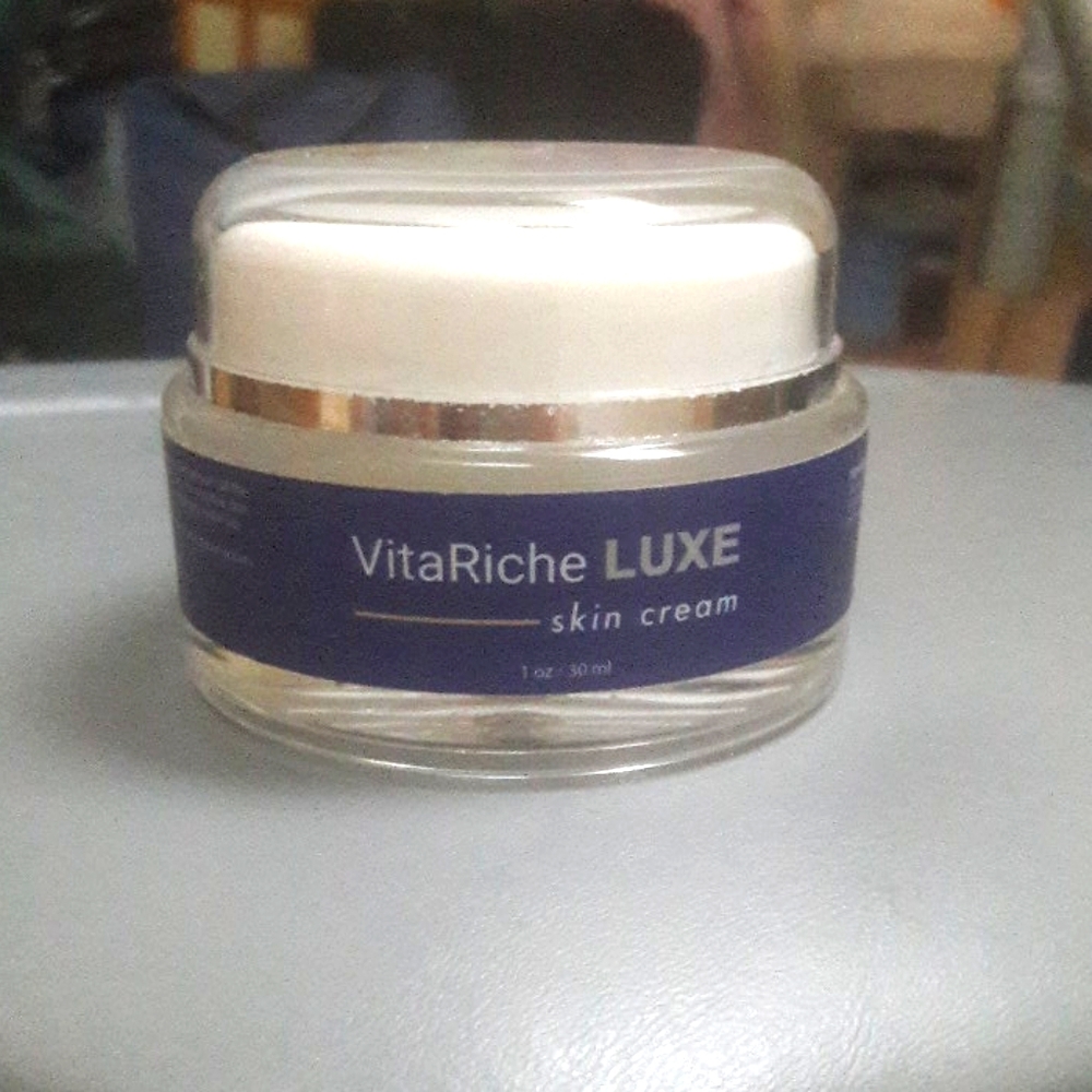 Global VitaRiche Luxe Wrinkle Free Skin Cream